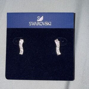 Stunning Swarovski Earrings (brand new)